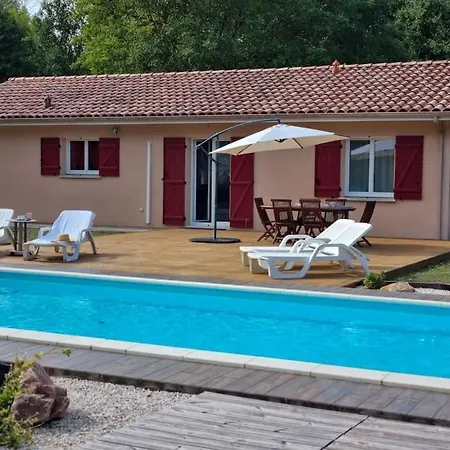 La Au Carbet Piscine Chauffee Au Calme Dans La Nature * Sainte-Eulalie-en-Born