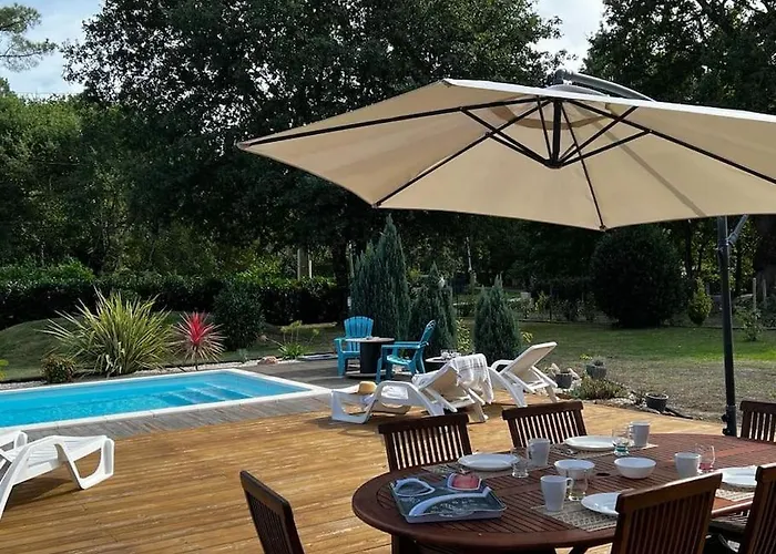 Vila La Au Carbet Piscine Chauffee Au Calme Dans La Nature Sainte-Eulalie-en-Born